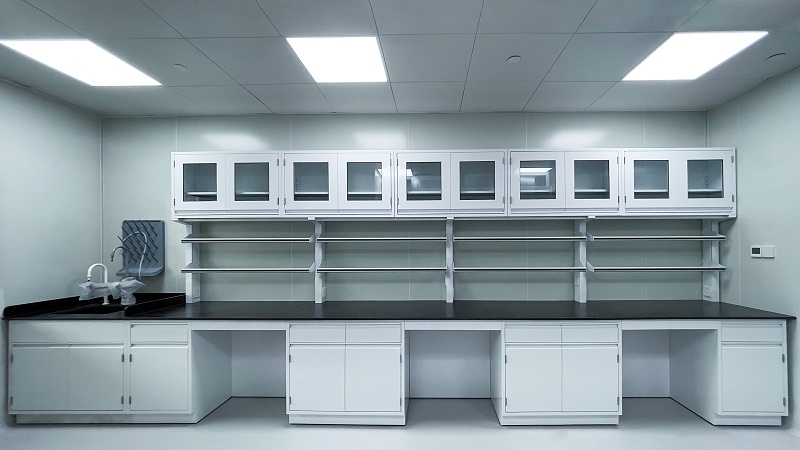 實驗室家具：側邊實驗臺